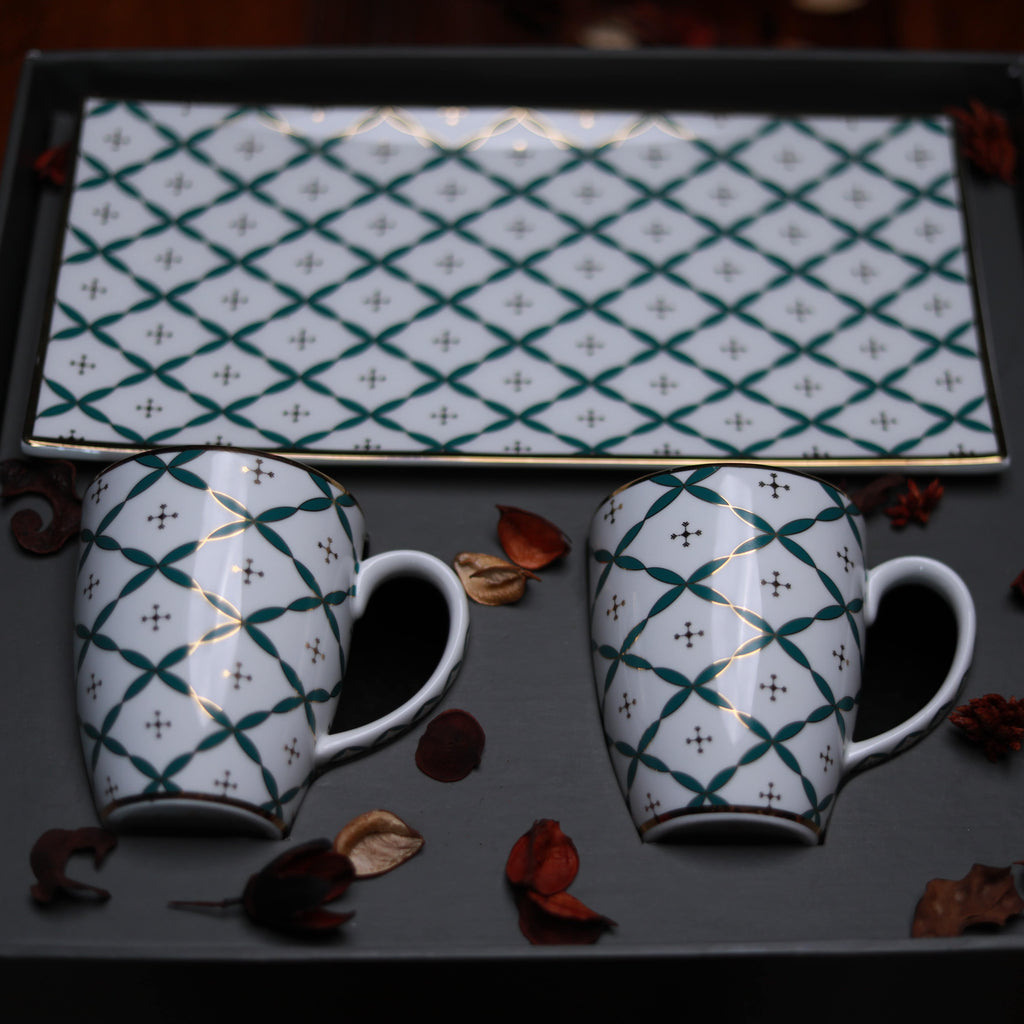 Kaunteya Jyamiti Premium Gift Set- Lightweight, fine bone china, tableware, luxury cookie plate and 2 coffee mugs with a gift box, 24K gold plated, beautiful green and white crockery.