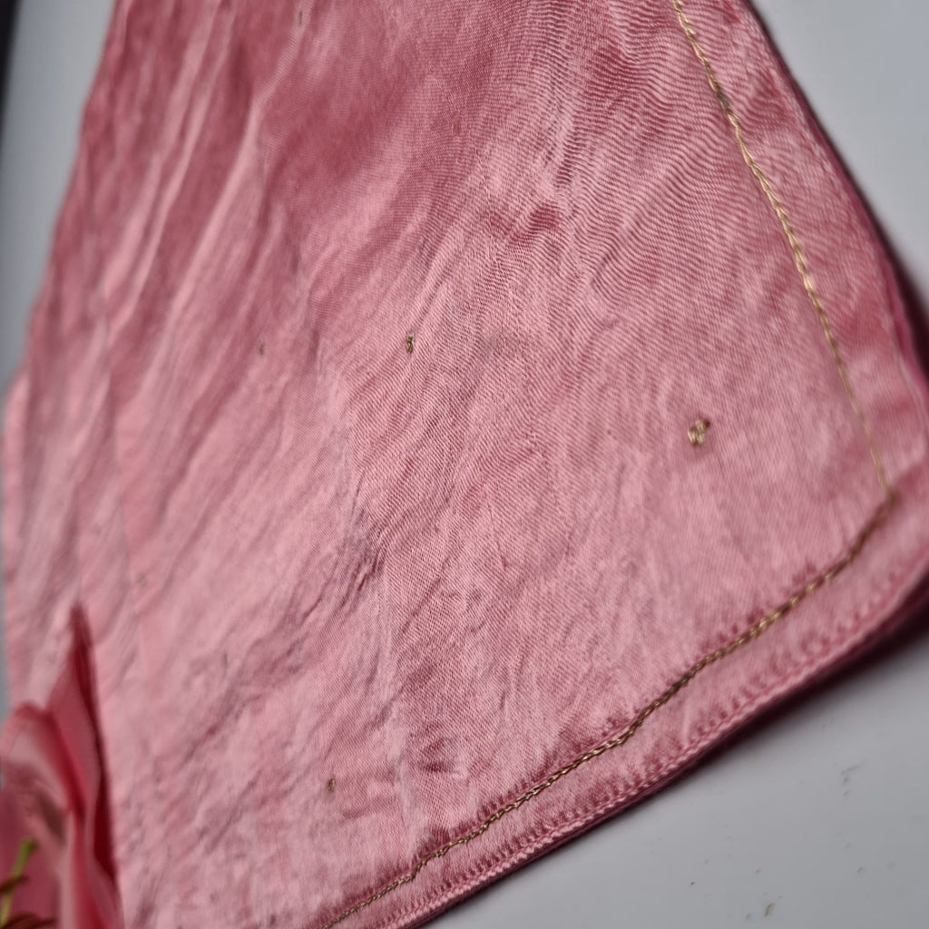  Kaunteya Pink Placemat and Napkin- Handloom, silk, thick, pink placemat and napkin, set of 2.